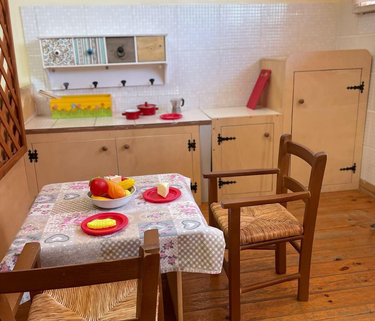 Le Coccole · Il gioco del fare come i grandi